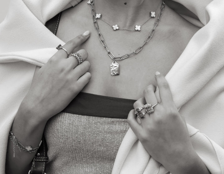 Janeke Luxueuse × Victoria’s Jewellery Collaboration